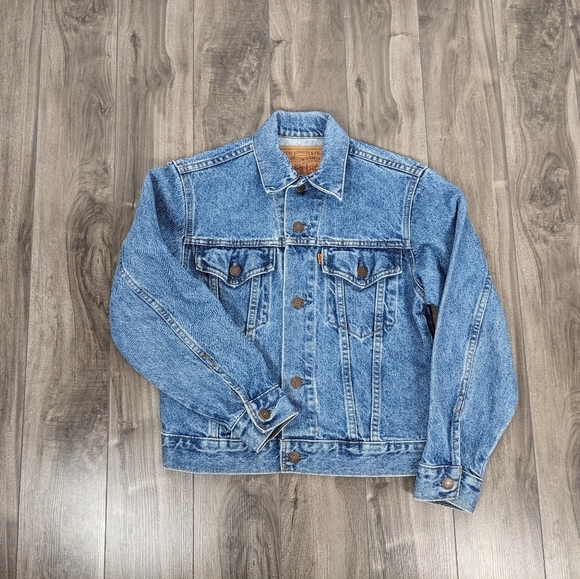 Levi's Jackets & Blazers - Vintage Levi's Made in Canada Trucker Denim Jacket Orange Tab Classic Blue Me